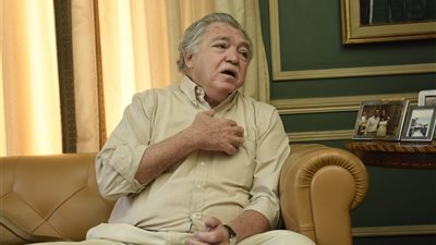 محمود أباظة: توليت رئاسة «الوفد» بالصدفة.. تسلمته بـ 68 مليونا وتركته بـ 91 مليونا