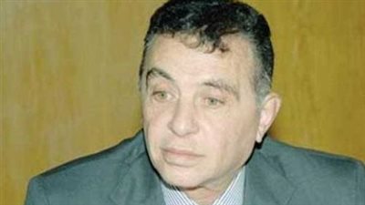 حبس مالك ورئيس تحرير الدستور 3 شهور بتهمة إهانة الداخلية