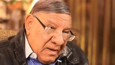 مفيد فوزي عن تعاقد شيرين مع «DMC»: «إيه اللي يوديكي السكة دي»