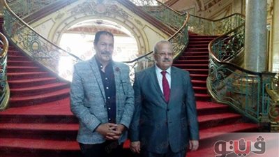 «الخشت» يناقش الفلسفة والسياسية بجامعة عين شمس