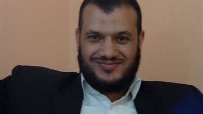 قيادي إخواني يطرح مبادرة لـ«حل جماعة الإخوان في مصر».. بان: لحماية المنتمين فكريًا للجماعة.. النجار: سلاح ذو حدين..الاستسلام والهزيمة لحماية باقى الأعضاء.. والعودة للعمل السري والحل مناورة