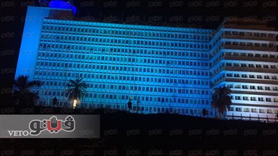 بالفيديو.. قناة السويس تتجمل باللون الأزرق احتفالًا بيوم التوحد