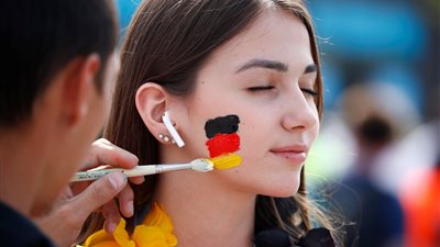 تقاليع جماهير ألمانيا والمكسيك بالمونديال (صور)