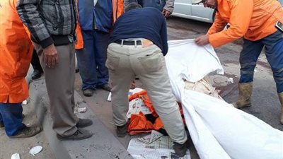 مصرع عامل نظافة صدمته سيارة أثناء عمله بالإسكندرية