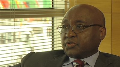 مليون دولار من بنك 