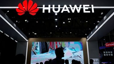 التعليم العالي تكرم الفريق المصري الحاصل على المركز الثاني في مسابقة هواوي