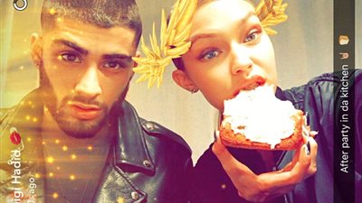 بالصور.. جيجي حديد وزين مالك «روميو وجوليت» في حفل «Met Gala»