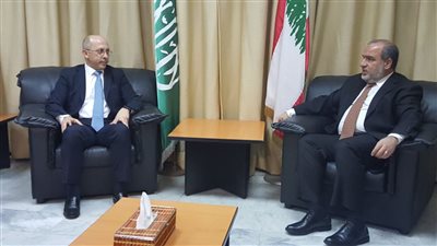 الإخوان توجه ضربة لتيار المستقبل اللبناني وتتحالف مع التيار الحر (صور)