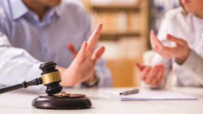 سيدة في قضية نفقة: رفض يعترف بابنته وقال لي اتجوزي واحد تاني لبسيهاله