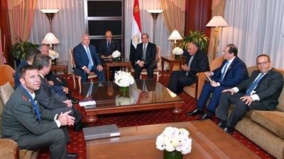 نتنياهو: التقيت السيسي ساعتين وبحثنا التطورات الإقليمية والأوضاع في غزة