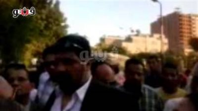 بالفيديو.. سيدة لنائب محافظ القاهرة: «احنا بنتنفس زبالة ارحمونا»