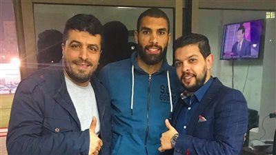 محمود عبد العزيز في الزمالك لإنهاء إجراءات انضمامه (صورة)