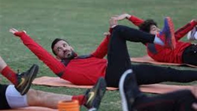 مران منفرد لرباعي الأهلي في المران الصباحي بالتتش