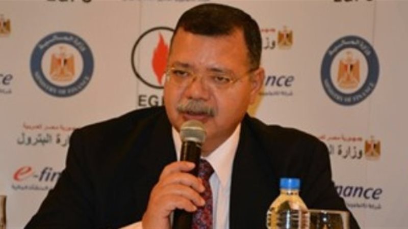 حمدي عبد العزيز