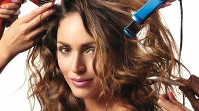 الطريقة الصحيحة لغسل الشعر وحمايته من آثار الصوم