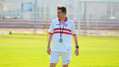 خالد جلال يواصل الاستعانة بالناشئين في تدريب الفريق الأول