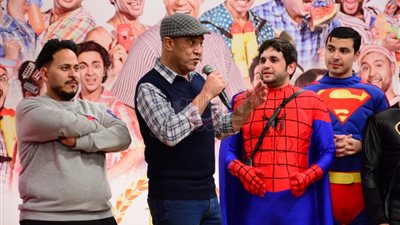 نجوم الفن يحتفلون مع أشرف عبدالباقي بـ «مئوية» مسرح مصر (صور)