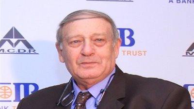 رئيس مصر المقاصة يكشف موقفه من رحيل «الشحات» وضم ميدو جابر