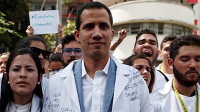 البرلمان الأوروبي يطالب بالاعتراف بـ«جوايدو» رئيسا مؤقتا لفنزويلا