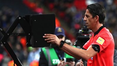 تطبيق تقنية حكم الفيديو في دوري أبطال أوروبا الموسم المقبل