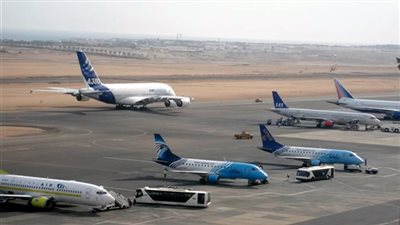 تأخر إقلاع 4 رحلات في مطار القاهرة لظروف التشغيل والطقس