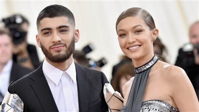 تكهنات حول عودة جيجي حديد لحبيبها السابق زين مالك