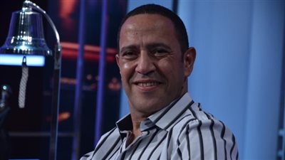 أشرف عبد الباقي يغادر إلى السعودية لتقديم عرض مسرحي