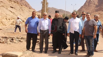 رئيس قطاع الآثار الإسلامية يتفقد أعمال مشروع تنمية وادى كاترين
