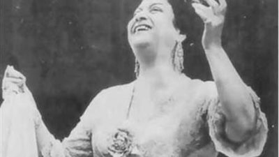 أم كلثوم تغنى «إن الحق جاء» في ذكرى يوم الجلاء