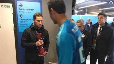 واشنطن بوست: جائزة رجل المباراة خالفت معتقدات «الشناوي» الإسلامية