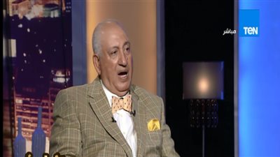 لورد بريطاني: على المصريين التحمل للخروج من الأزمة الحالية