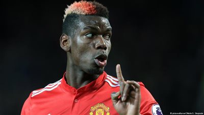 أسطورة ليفربول يُحذر برشلونة من بوجبا!