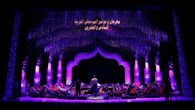 بالصور.. ديكور مسرح الأوبرا قبل افتتاح مهرجان الموسيقى بساعات