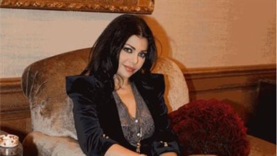 هيفاء وهبي تلجأ لمحامي عمرو دياب لتولي شئونها القانونية