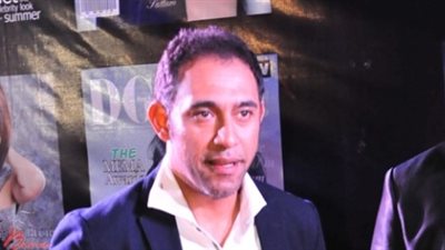 عمرو مصطفى يهاجم «الهضبة» مجددًا بعد تصالحهما