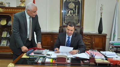 محافظ أسيوط يعتمد نتيجة الشهادة الإعدادية بنسبة نجاح 67.91%