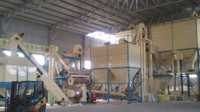 عجز شركة أعلاف الفيوم عن سداد أجور عمال اليومية