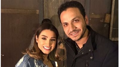 روجينا تنشر صورتها مع مخرج «كلبش 2»