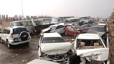 تصادم 6 سيارات على طريق «المحور»