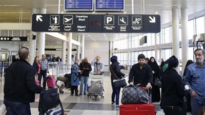 السماح للإيرانيين بدخول لبنان دون ختم جوازات السفر