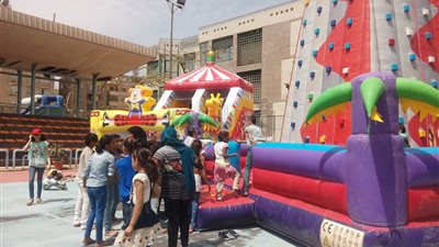بدء كرنفال يوم اليتيم بحضور عميد علاج طبيعي القاهرة (صور)