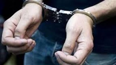 ضبط سائق وعاطل بتهمة النصب على المواطنين في المنيا