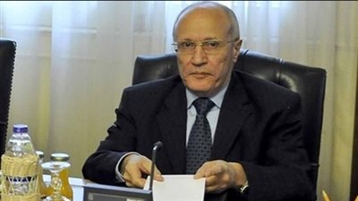وزير الإنتاج الحربي يغادر القاهرة متوجها إلى الصين