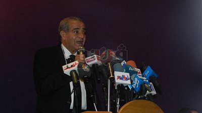 وزير التموين: حذف المقاطعين للانتخابات من البطاقات «خزعبلات»