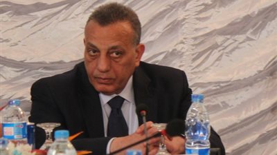 محافظ الجيزة للركاب: «متدفعوش أكتر من الأجرة»