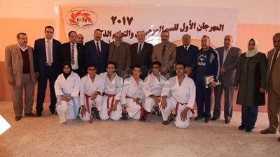 أول مهرجان ثقافي بمسرح مدرسة الشروق بعد تطويره ببني سويف (صور)