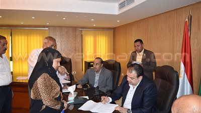 بالصور.. محافظ الفيوم يوفر فرص عمل لشباب من ذوي الاحتياجات الخاصة