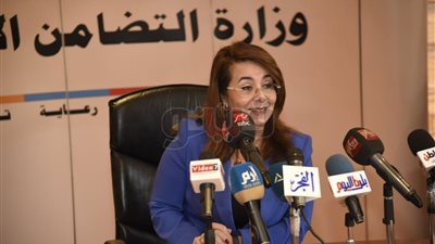 وزيرة التضامن: «تكافل وكرامة» يهدف لكسر حاجز الفقر بين الأجيال (صور)