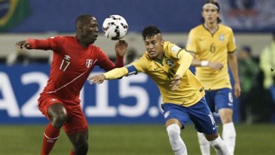 البرازيل تتعادل سلبيا أمام بيرو في الشوط الأول