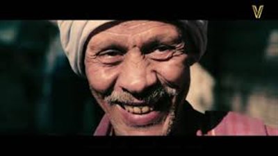 السوري سليم الذهبي يهدي إلهام شاهين أوبريت «مصر وشعبها الطيب»